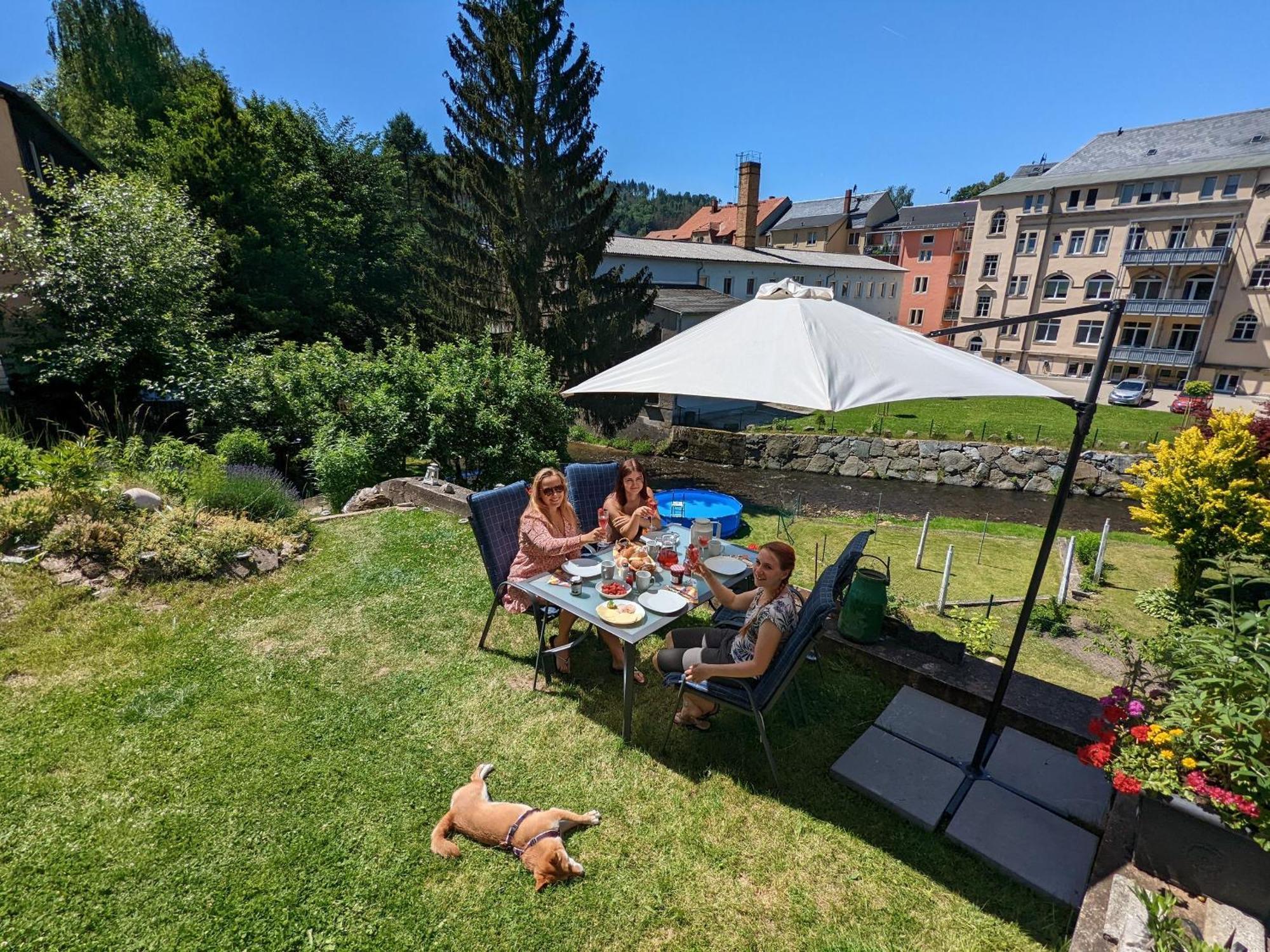 Uo3 - Urlaubsmagie- Urlaubsoase Mitten In Sebnitz Extérieur photo
